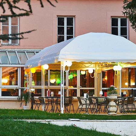 Logis Auberge Du Port Bazeilles Exteriör bild