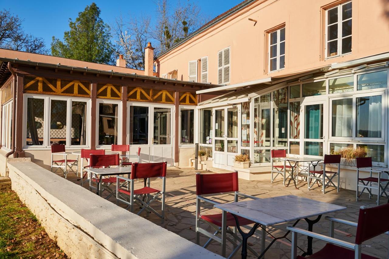 Logis Auberge Du Port Bazeilles Exteriör bild